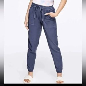 NWT Pink lightweight jogger